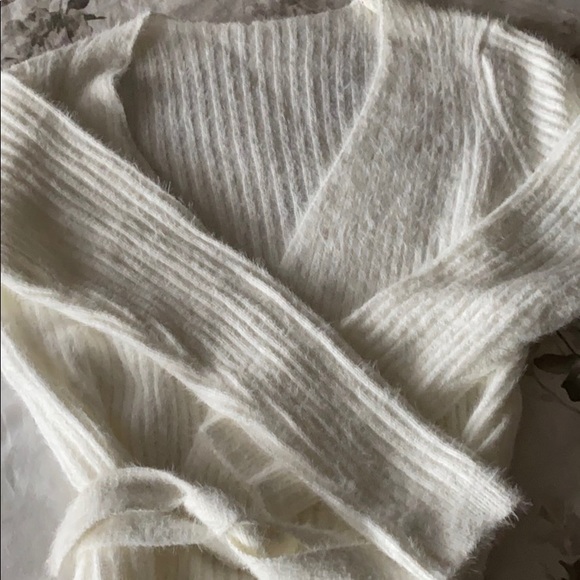 Sweater - Picture 2 of 2